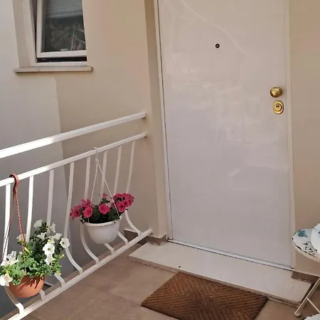 Anadora Apartment