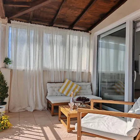 Anadora Apartment