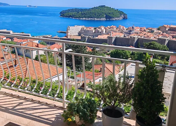 Anadora Дубровник